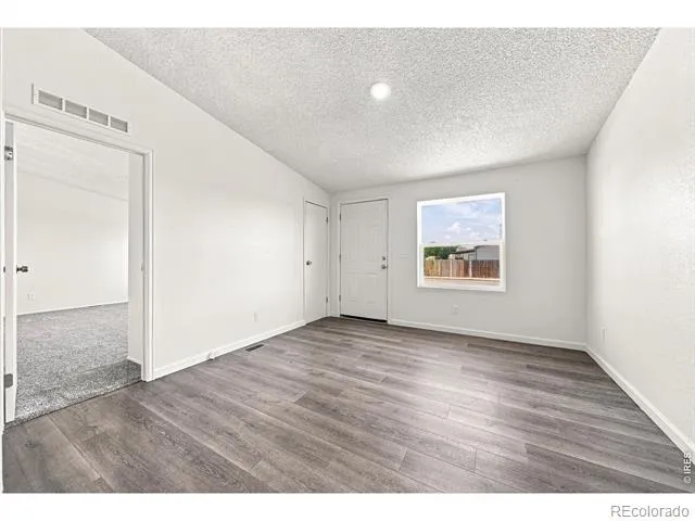 332 Circle Drive Fort Morgan, CO 80701