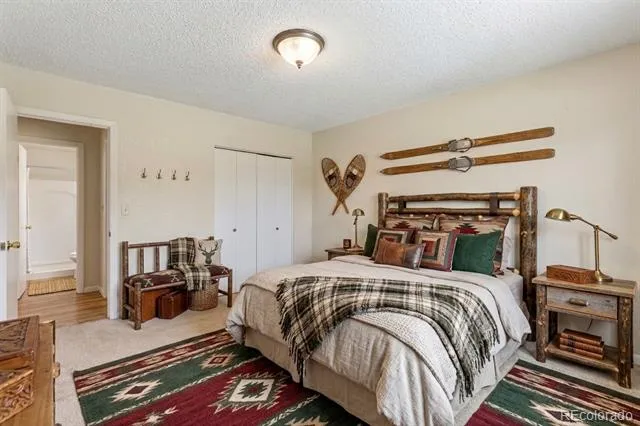 1035 Park View Woodland Park, CO 80863