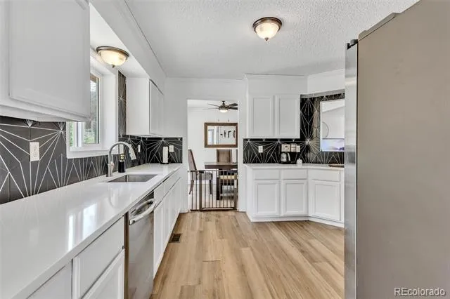 255 Divide View Drive Golden, CO 80403