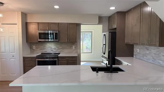 15789 Sandtrap Way Morrison, CO 80465