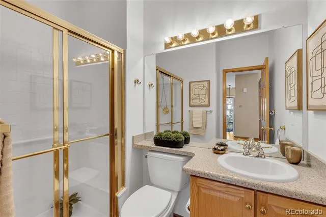 9995 E Hawaii Place Denver, CO 80247
