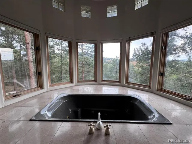 935 Castle Ridge Road Golden, CO 80401