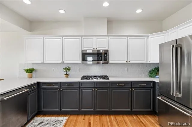 561 Ridgeside Drive Golden, CO 80401