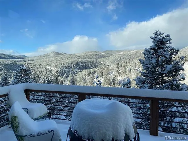 672 Paradise Valley Parkway Black Hawk, CO 80422