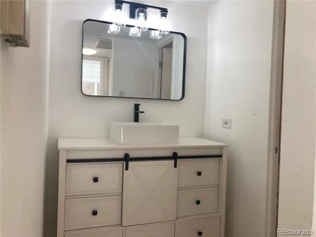 8060 E Girard Avenue #805 Denver, CO 80231