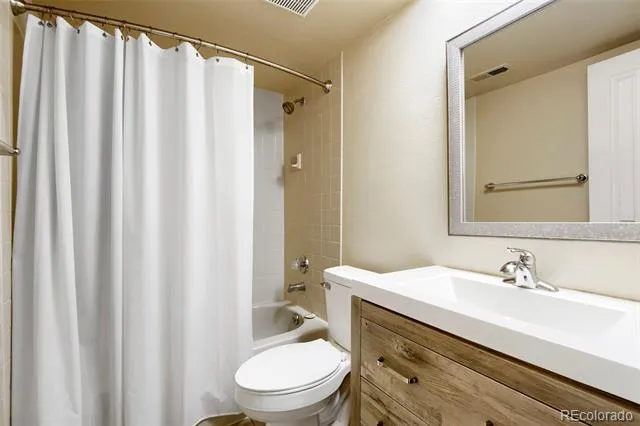 6380 S Boston Street #117 Greenwood Village, CO 80111
