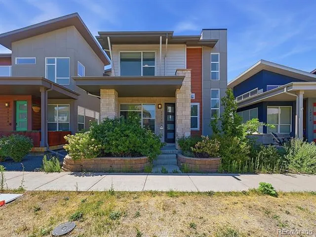 10730 E 26th Avenue Aurora, CO 80010