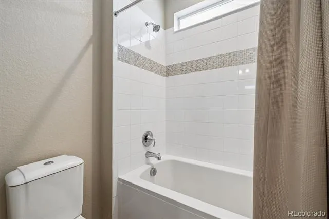8416 Arapahoe Peak Street Littleton, CO 80125