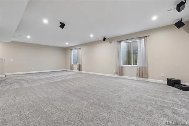 8416 Arapahoe Peak Street Littleton, CO 80125