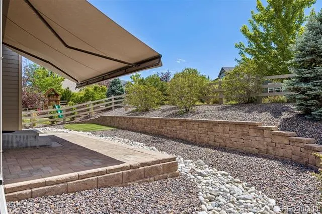 8416 Arapahoe Peak Street Littleton, CO 80125