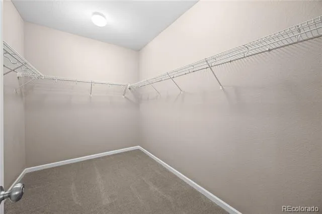 4961 S Versailles Circle Aurora, CO 80015
