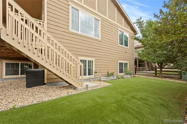 4961 S Versailles Circle Aurora, CO 80015