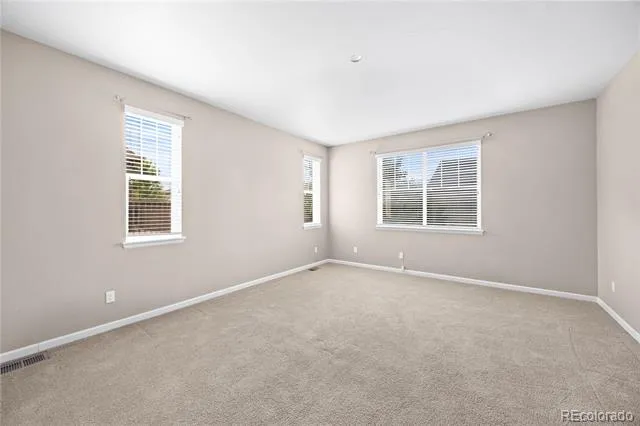 4961 S Versailles Circle Aurora, CO 80015