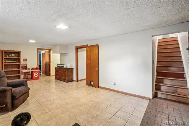 8283 Depew Way Arvada, CO 80003