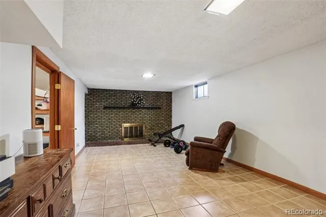 8283 Depew Way Arvada, CO 80003