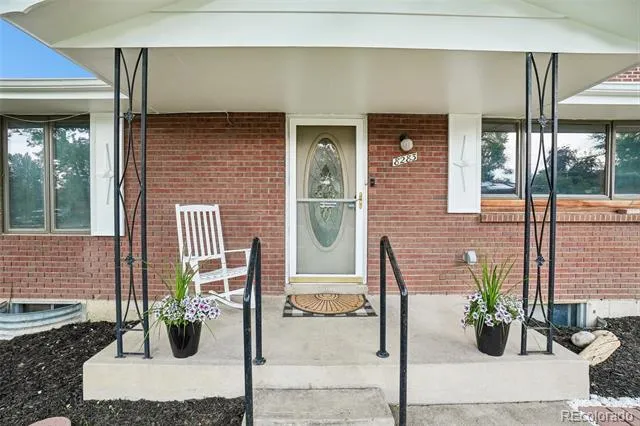 8283 Depew Way Arvada, CO 80003