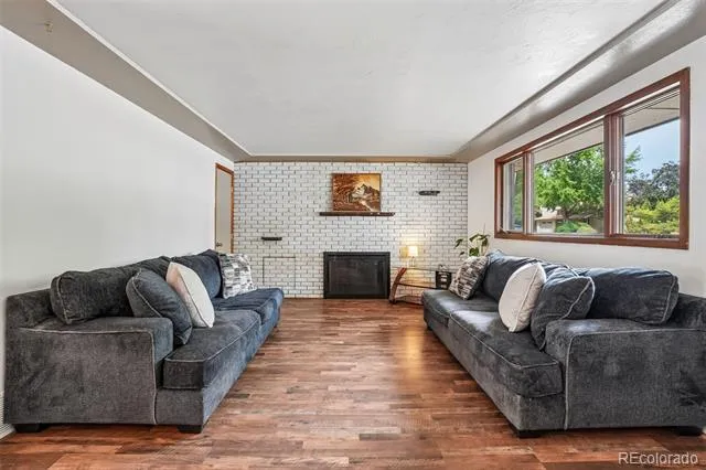 8283 Depew Way Arvada, CO 80003