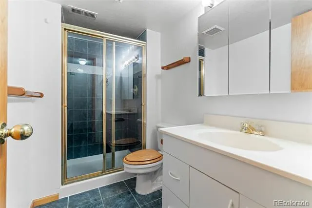2154 S Waco Street Aurora, CO 80013