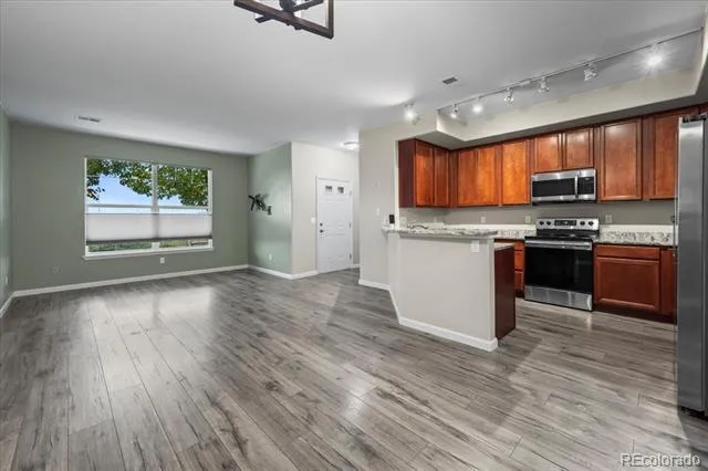 10449 Paris Street #203 Commerce City, CO 80640