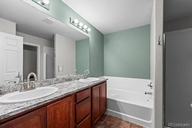 10449 Paris Street #203 Commerce City, CO 80640