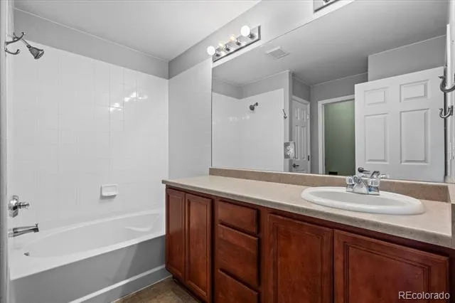 10449 Paris Street #203 Commerce City, CO 80640
