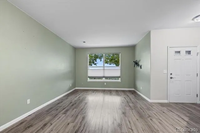 10449 Paris Street #203 Commerce City, CO 80640