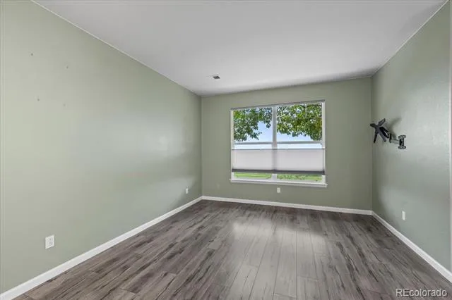 10449 Paris Street #203 Commerce City, CO 80640