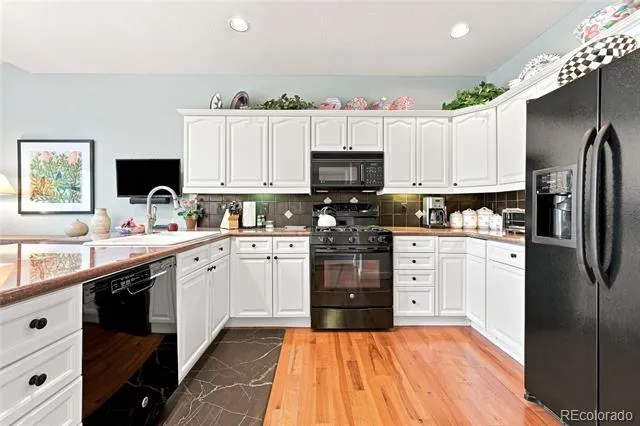 786 Chimney Creek Drive #B Golden, CO 80401