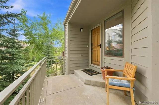 786 Chimney Creek Drive #B Golden, CO 80401