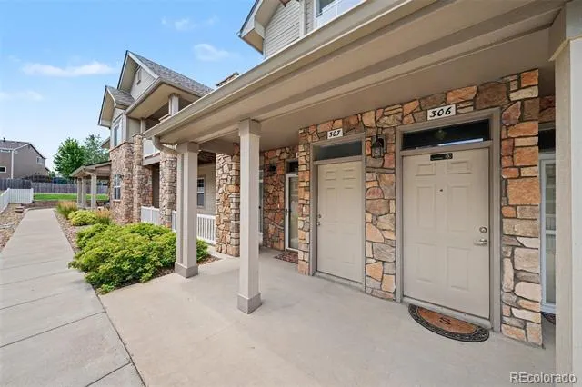 10818 Cimarron Street #307 Longmont, CO 80504