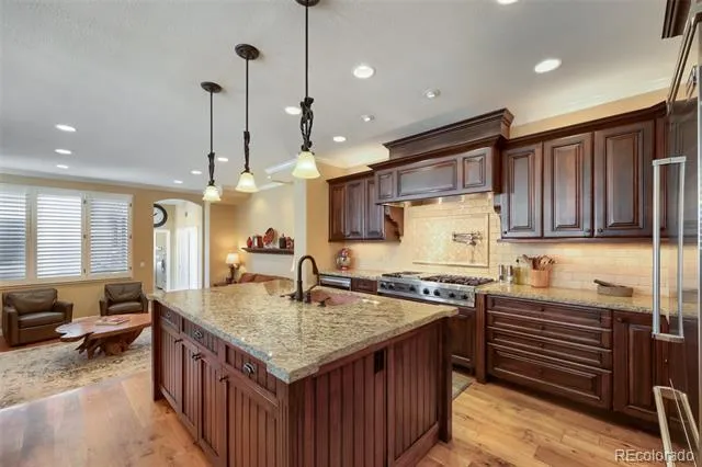 10 S Madison Street Denver, CO 80209