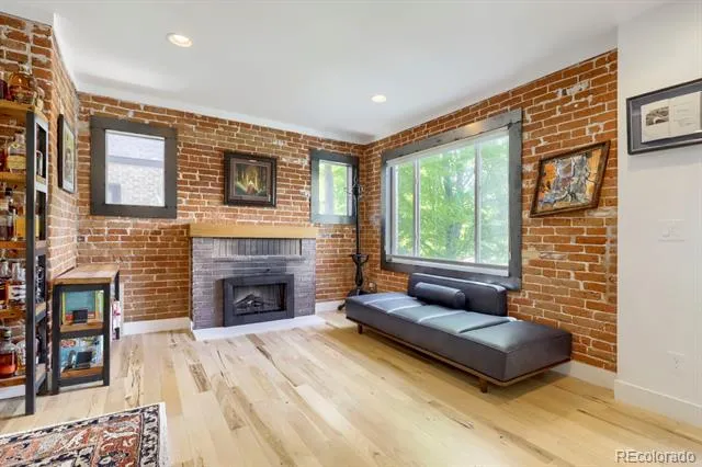 2368 Glencoe Street Denver, CO 80207