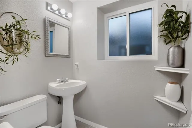3047 S Alton Court Denver, CO 80231