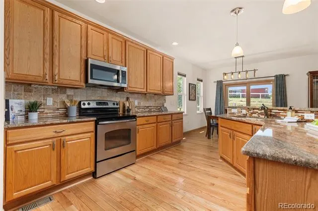 8244 S Catawba Court Aurora, CO 80016