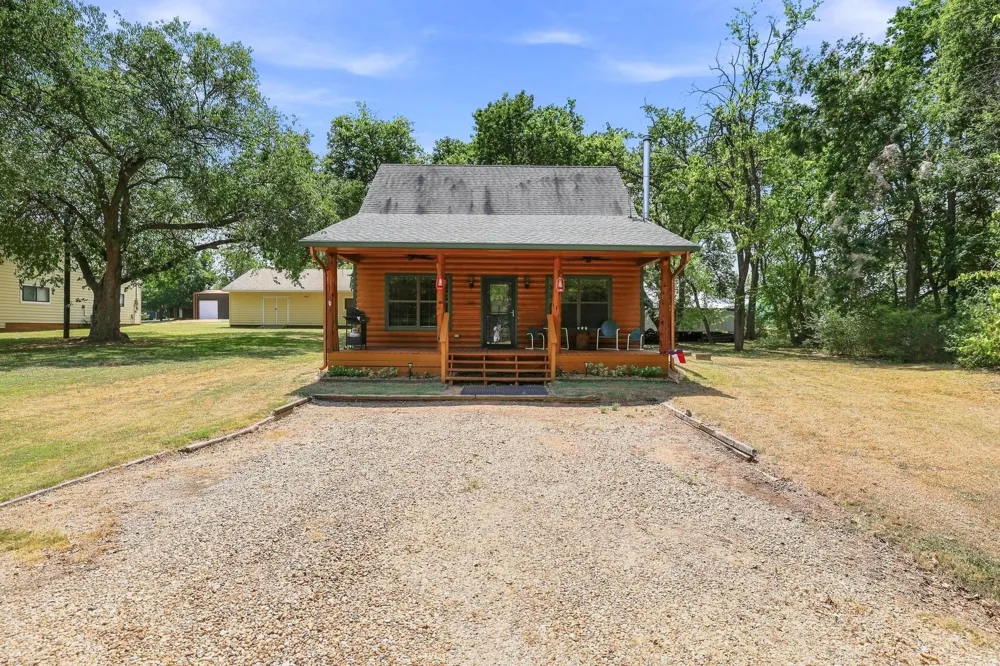 288 Clayton Drive Pottsboro, TX 75076