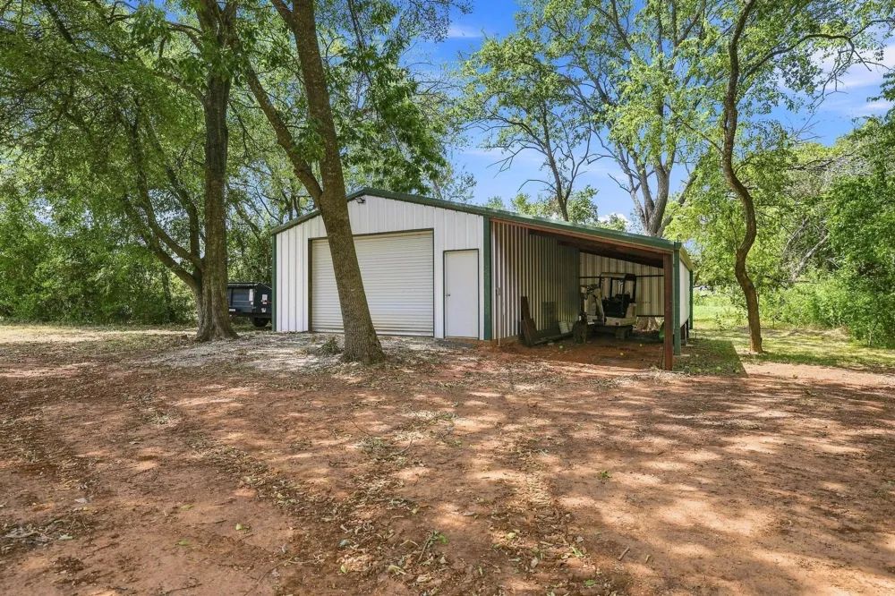288 Clayton Drive Pottsboro, TX 75076