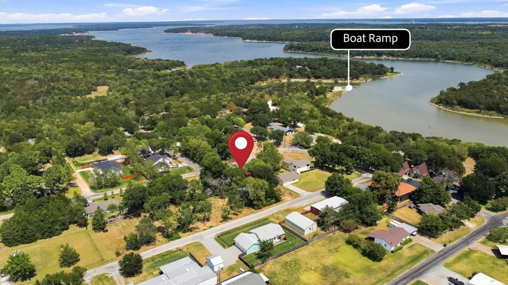 288 Clayton Drive Pottsboro, TX 75076