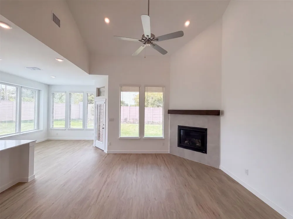 201 Loving Trail Justin, TX 76247