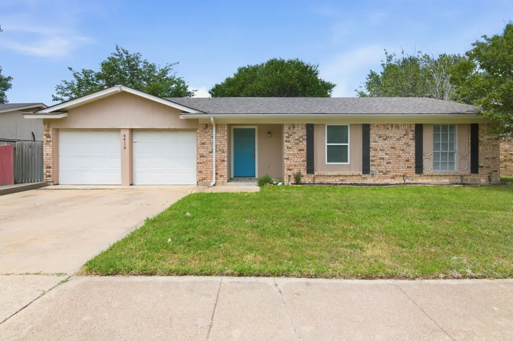6413 Melinda Court Watauga, TX 76148