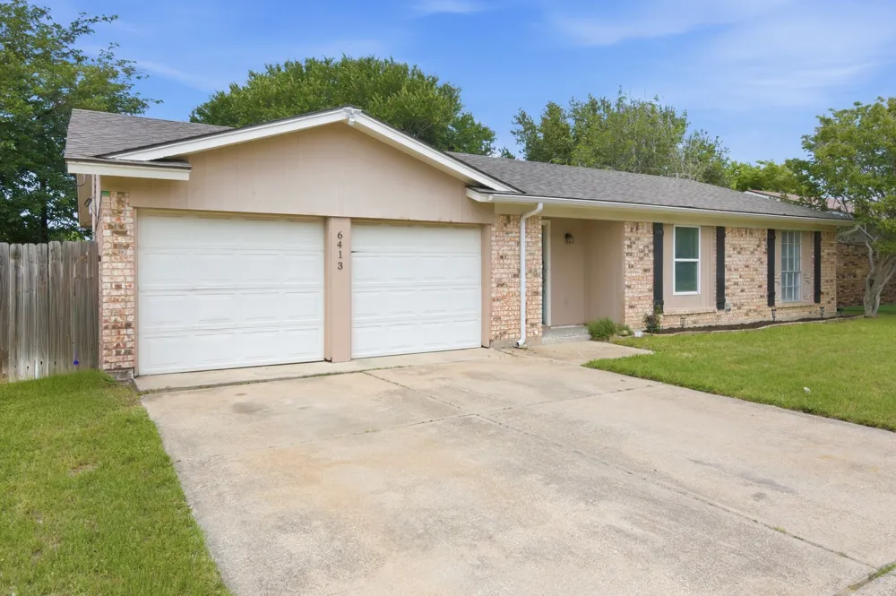 6413 Melinda Court Watauga, TX 76148