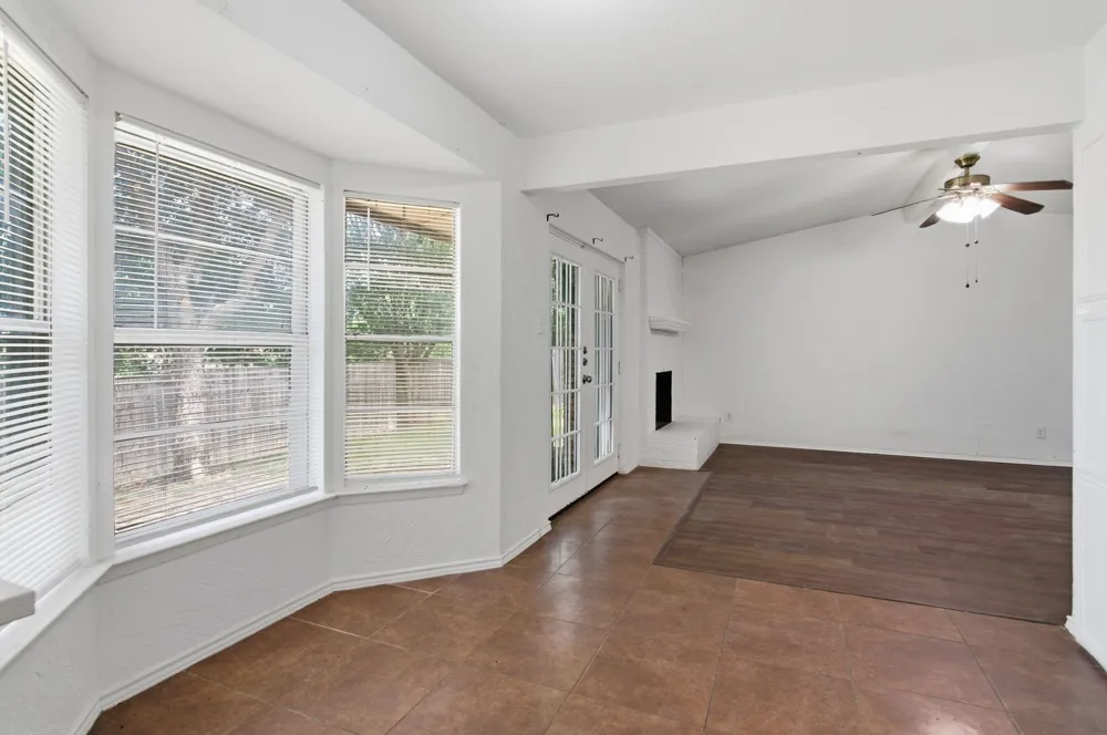6413 Melinda Court Watauga, TX 76148