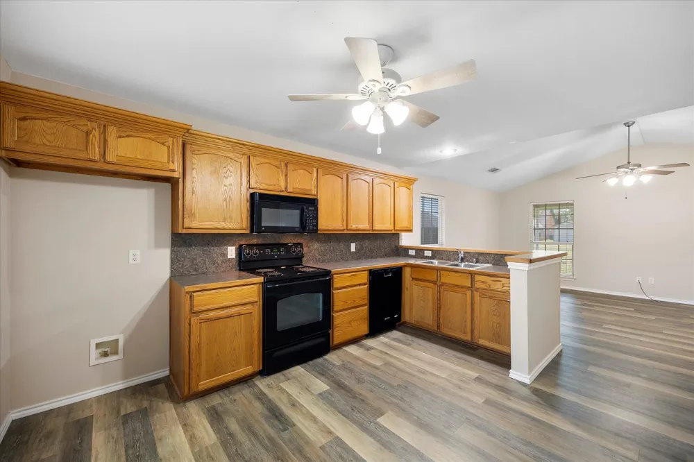 107 W Hubbard Road Josephine, TX 75173