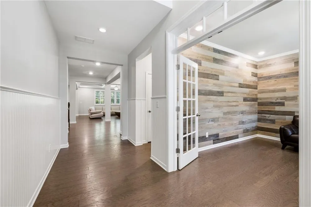 895 Laura Jean Court Buford, GA 30518