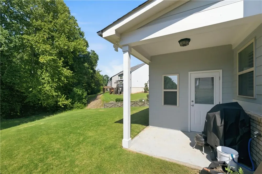 895 Laura Jean Court Buford, GA 30518