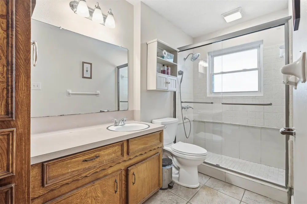 2309 Halbert Drive Pearland, TX 77581