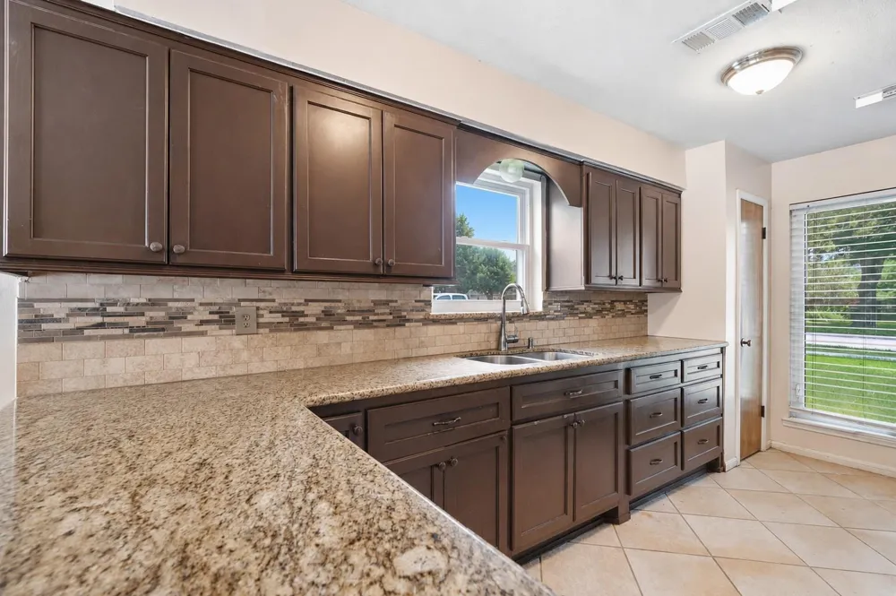 2309 Halbert Drive Pearland, TX 77581