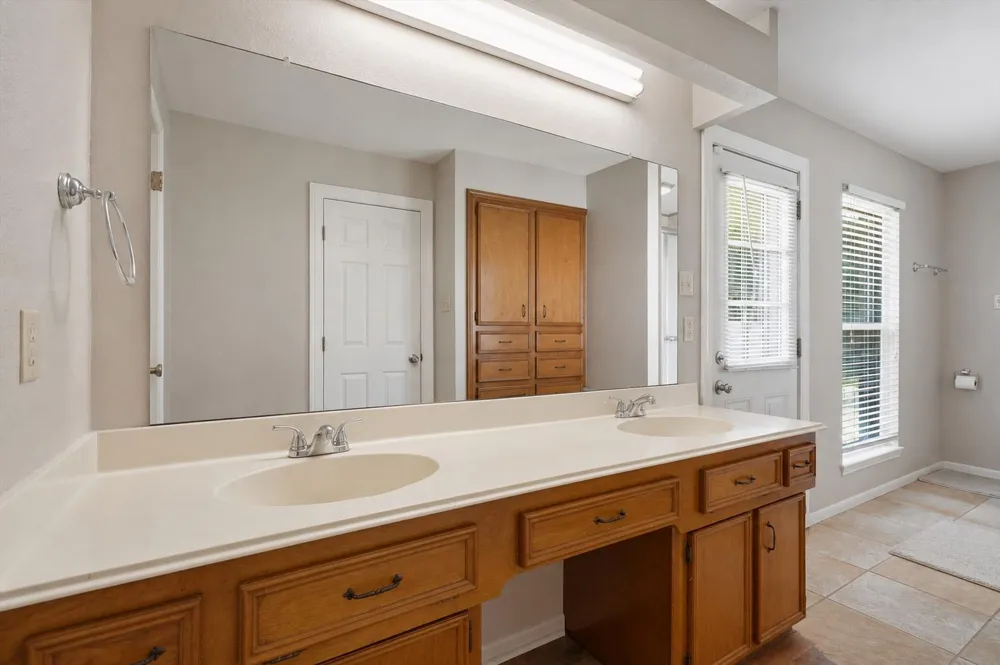 2309 Halbert Drive Pearland, TX 77581