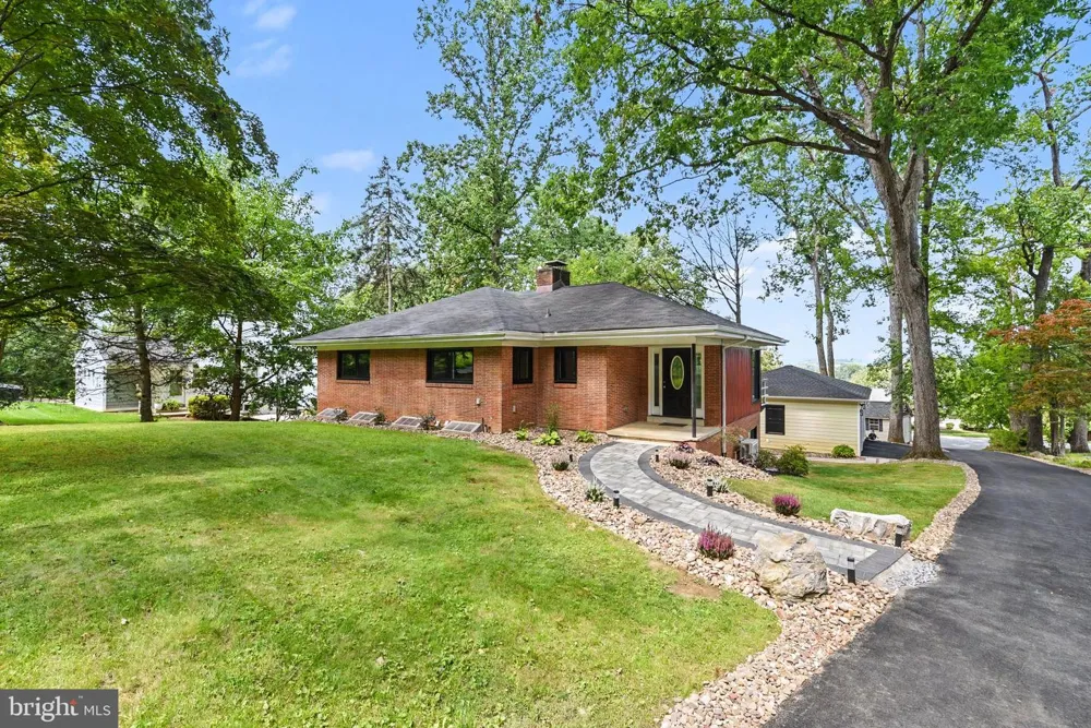 95 S HILLS DR DRIVE Hershey, PA 17033