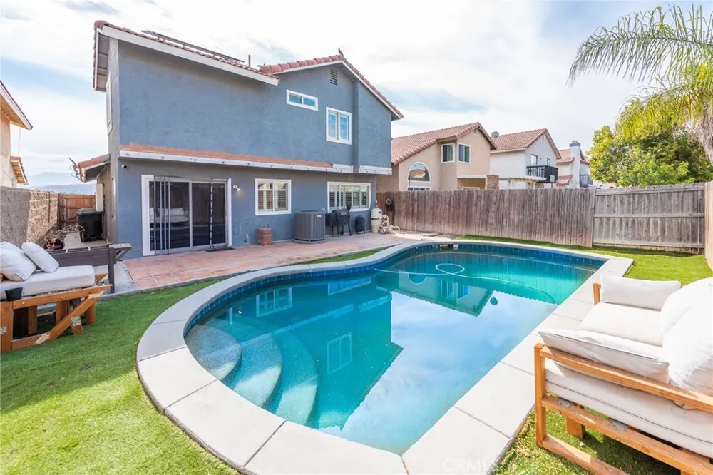 656 Wilson Ave Perris, CA 92571