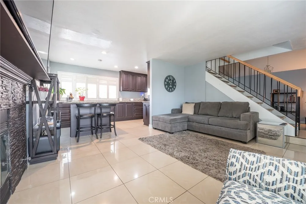 656 Wilson Ave Perris, CA 92571